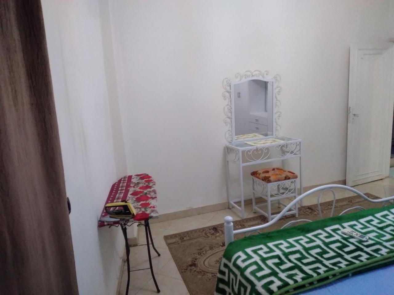 Great Pyramids Area Smell 2 Apartment *